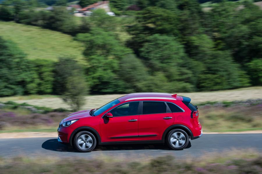  Kia Niro 2016 года  (UK) (фото 22 из 31)